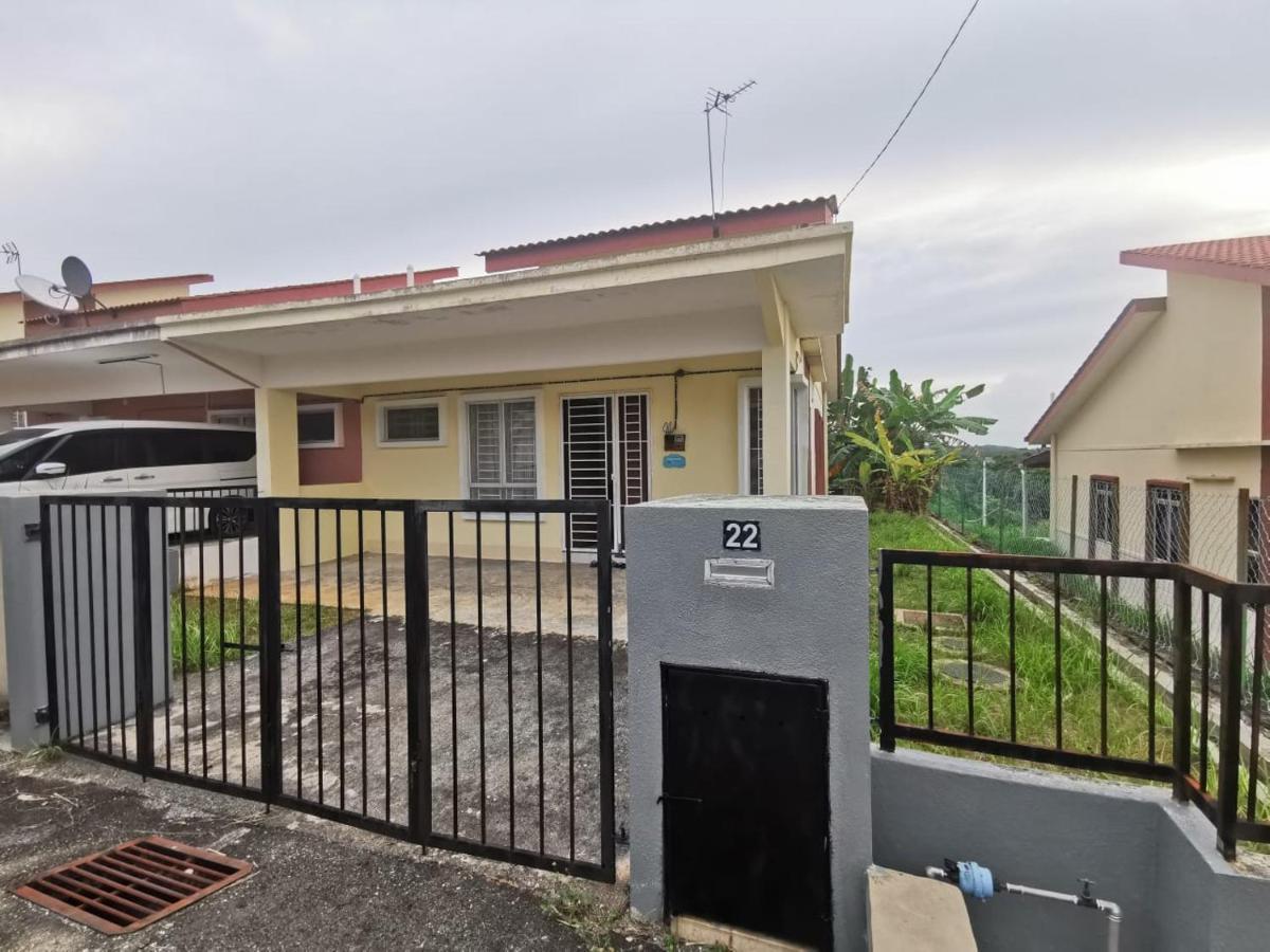 As'Cattleya Homestay Sepang Esterno foto