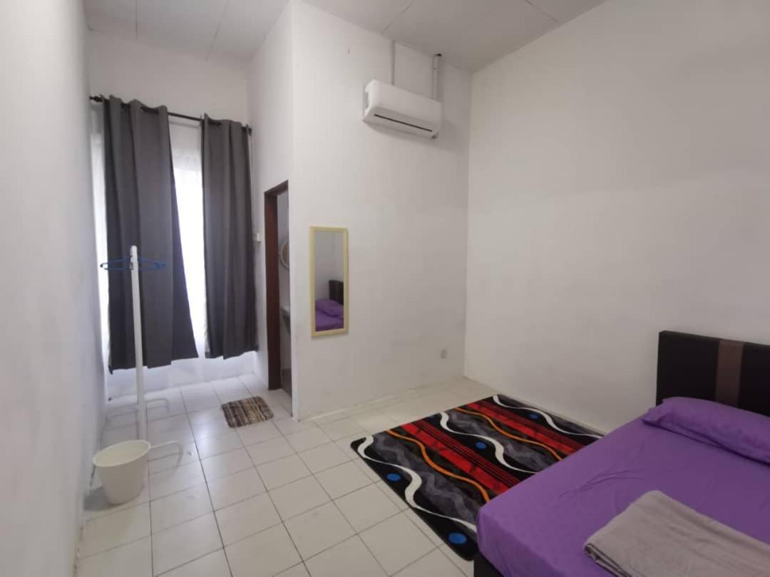 As'Cattleya Homestay Sepang Esterno foto